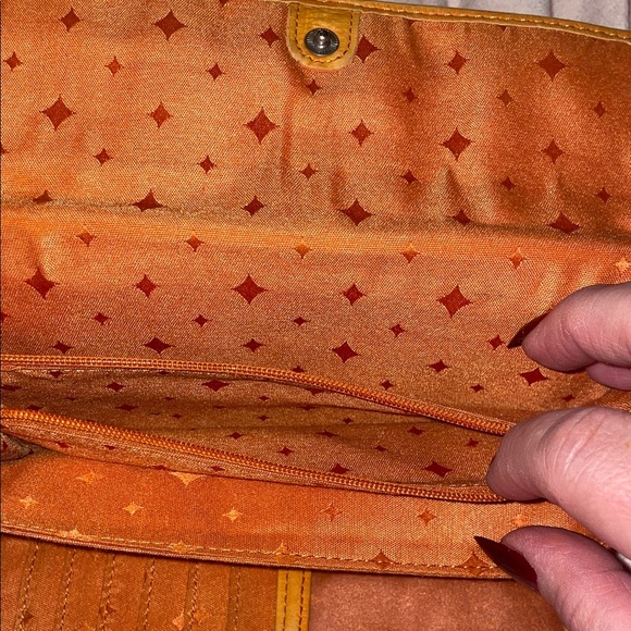 Fossil Tan Leather Wallet with Silver Accent-As Is - Picture 6 of 13